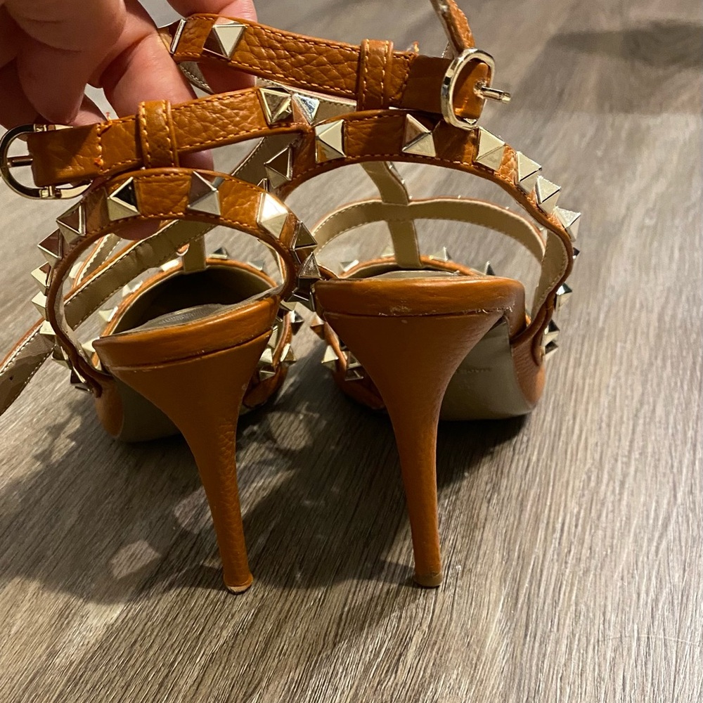 Kaitlyn Pan shoes/ sandals - Picture 2 of 4